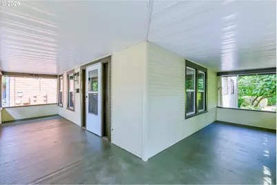 921 SE Mall St, Portland, OR 97202 - Photo 4