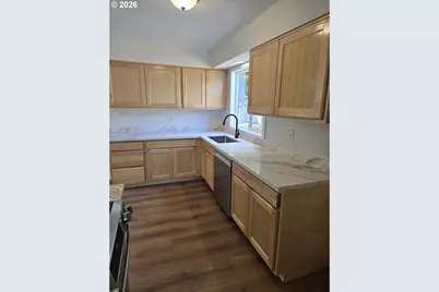 740 SE 18th Ave, Hillsboro, OR 97123 - Photo 10