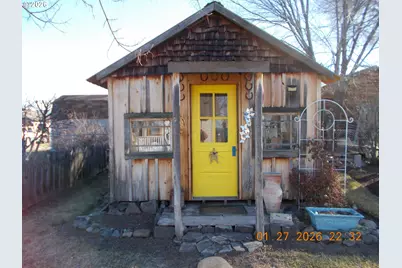 931 S McHaley Ave, Prairie City, OR 97869 - Photo 2