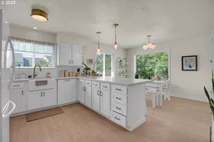 14970 NE Rose Pkwy, Portland, OR 97230 - Photo 4