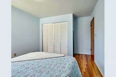 1104 Stanfield Rd, Woodburn, OR 97071 - Photo 16