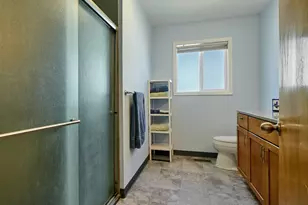 1104 Stanfield Rd, Woodburn, OR 97071 - Photo 18