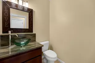 401 W 16th St, La Center, WA 98629 - Photo 12