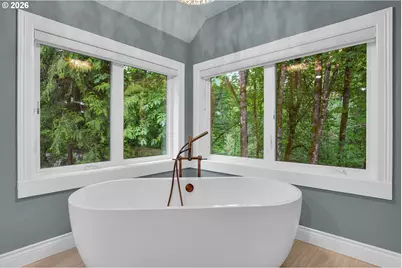 16633 Woodsman Ct, Lake Oswego, OR 97034 - Photo 24