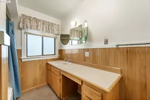 3540 NE King Pl, Pendleton, OR 97801 - Photo 12