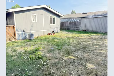 1949 SE Palmquist #51, Gresham, OR 97080 - Photo 2