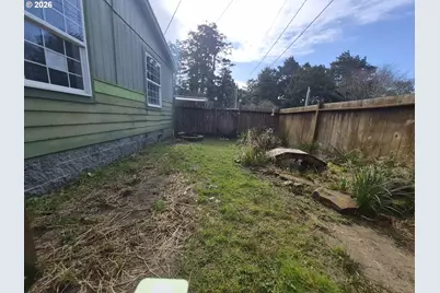 648 S Coral St, Rockaway Beach, OR 97136 - Photo 22