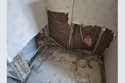 648 S Coral St, Rockaway Beach, OR 97136 - Photo 2