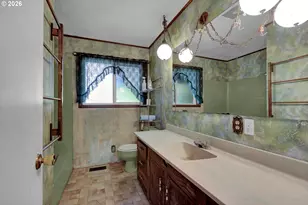 34558 Row River Rd, Cottage Grove, OR 97424 - Photo 12