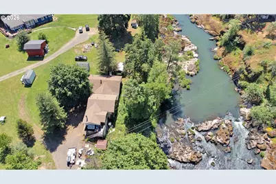 34558 Row River Rd, Cottage Grove, OR 97424 - Photo 2