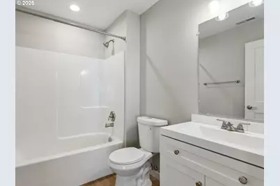 2421 NE 54th St, Vancouver, WA 98663 - Photo 26