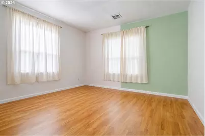 861 W 10th Ave, Junction City, OR 97448 - Photo 10