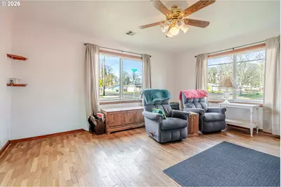 861 W 10th Ave, Junction City, OR 97448 - Photo 24