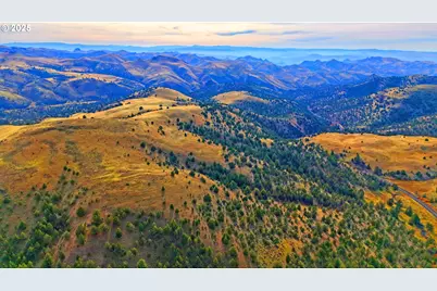 46457 Highway 218, Fossil, OR 97830 - Photo 10