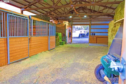 46457 Highway 218, Fossil, OR 97830 - Photo 16