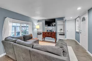 906 SW Alder St, Dundee, OR 97115 - Photo 4