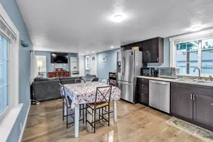 906 SW Alder St, Dundee, OR 97115 - Photo 10