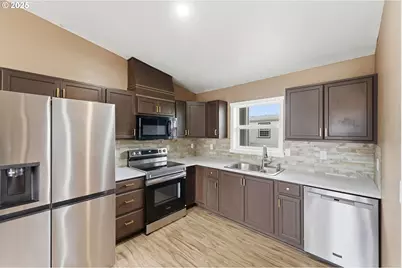 907 Cowl St, Milton-Freewater, OR 97862 - Photo 6