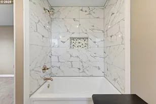 907 Cowl St, Milton-Freewater, OR 97862 - Photo 10