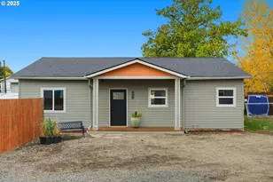 907 Cowl St, Milton-Freewater, OR 97862 - Photo 2