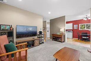 3008 SW Texas St., Portland, OR 97219 - Photo 8