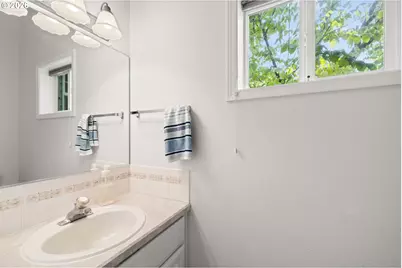 3008 SW Texas St, Portland, OR 97219 - Photo 6