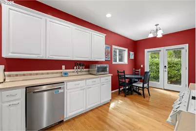 3008 SW Texas St, Portland, OR 97219 - Photo 12
