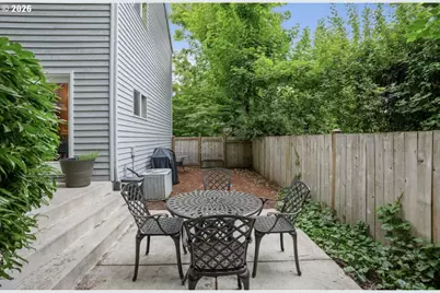 3008 SW Texas St, Portland, OR 97219 - Photo 32