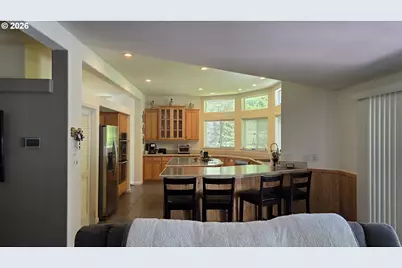 30245 Hummingbird Hill Rd, Gold Beach, OR 97444 - Photo 16