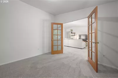 1315 Arcadia Dr, Eugene, OR 97401 - Photo 18