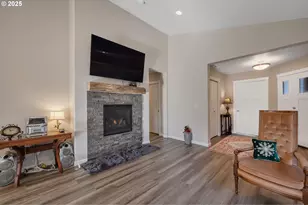 2127 SE Academy St, Dallas, OR 97338 - Photo 4