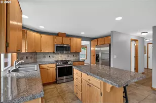 3641 NW 30th Ave, Camas, WA 98607 - Photo 6
