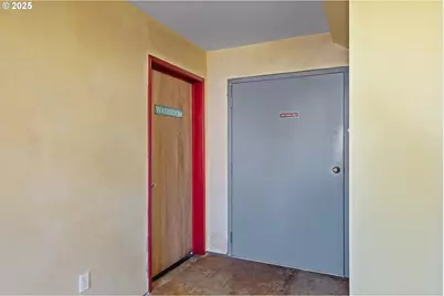 100 N 7th St, Lakeside, OR 97449 - Photo 28
