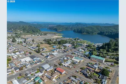 100 N 7th St, Lakeside, OR 97449 - Photo 38