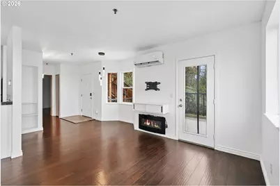 423 NW Uptown Ter #1 B, Portland, OR 97210 - Photo 6