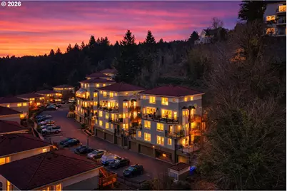 423 NW Uptown Ter #1 B, Portland, OR 97210 - Photo 32