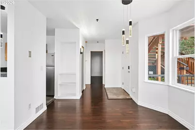 423 NW Uptown Ter #1 B, Portland, OR 97210 - Photo 12