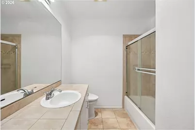423 NW Uptown Ter #1 B, Portland, OR 97210 - Photo 18