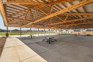 687 Merriott Ln, Woodburn, OR 97071 - Photo 20