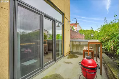 411 NW Flanders St #310, Portland, OR 97209 - Photo 30