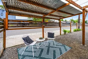 3327 SE 50th Ave, Portland, OR 97206 - Photo 4