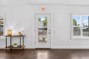 3327 SE 50th Ave, Portland, OR 97206 - Photo 8