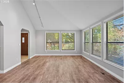 994 NW Wallula Ave, Gresham, OR 97030 - Photo 4