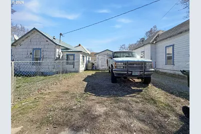 2536 5th St, Baker City, OR 97814 - Photo 2