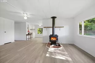 68258 Ridge Rd, North Bend, OR 97459 - Photo 10