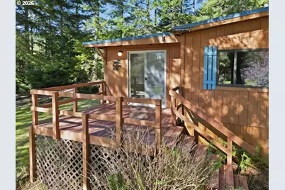 68258 Ridge Rd, North Bend, OR 97459 - Photo 4