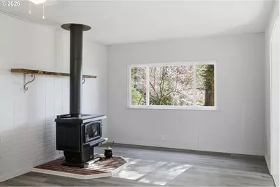 68258 Ridge Rd, North Bend, OR 97459 - Photo 12