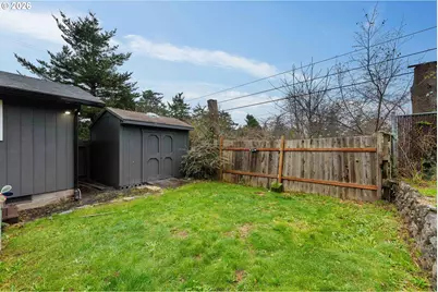 610 Pacific Ave, Coos Bay, OR 97420 - Photo 40