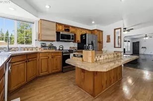 101 Red Row Rd, Kelso, WA 98626 - Photo 8