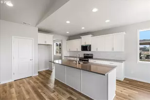 705 E Fourth St, Yamhill, OR 97148 - Photo 16